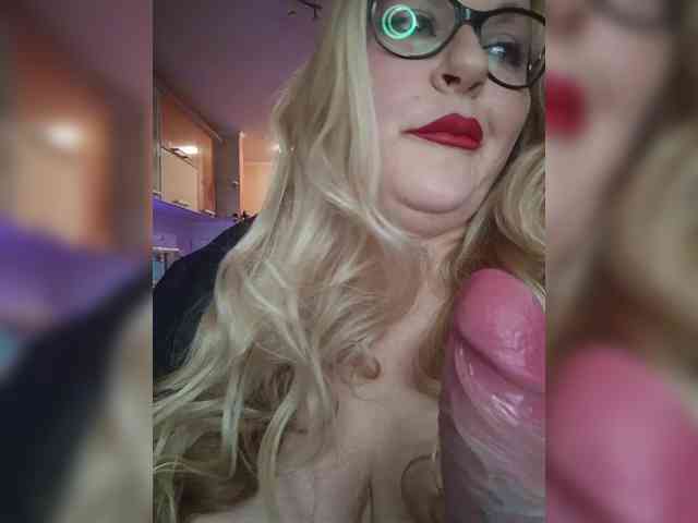 Pretty_NYUSHA webcam