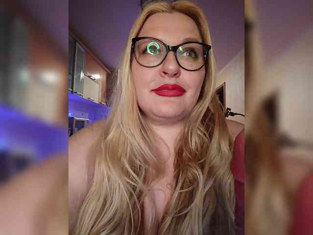 Pretty_NYUSHA webcam