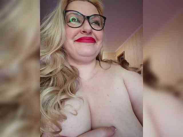 Pretty_NYUSHA webcam