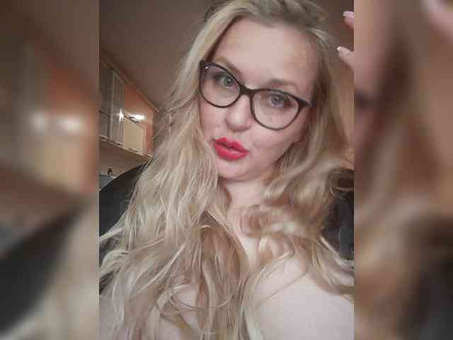 Pretty_NYUSHA webcam