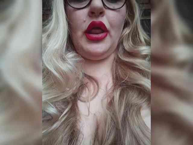 Pretty_NYUSHA webcam