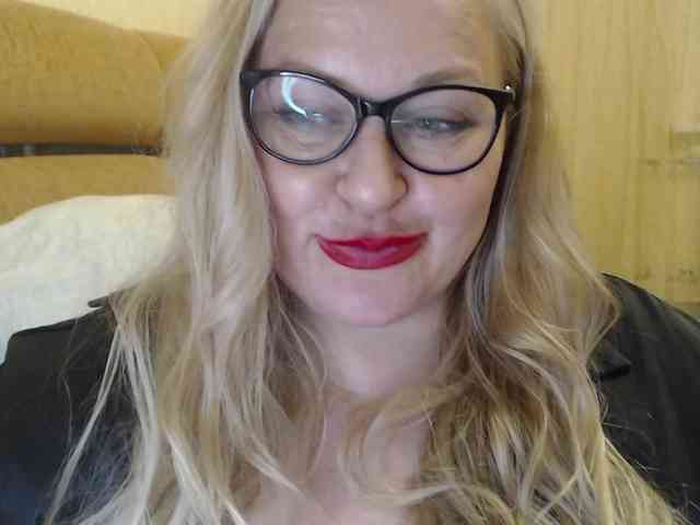Pretty_NYUSHA webcam