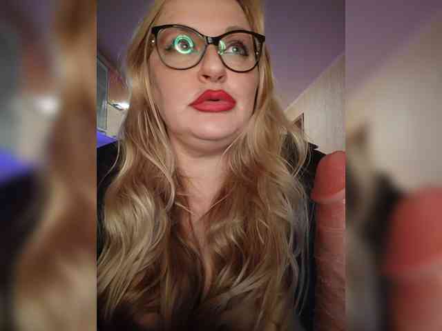 Pretty_NYUSHA webcam