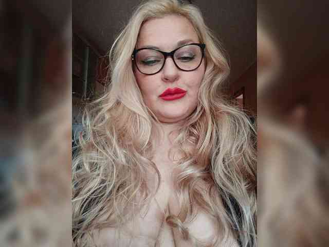 Pretty_NYUSHA webcam