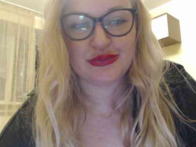 Pretty_NYUSHA webcam
