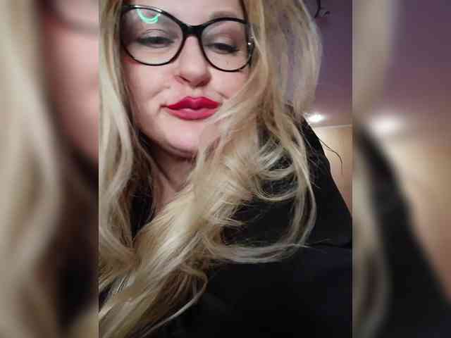 Pretty_NYUSHA webcam