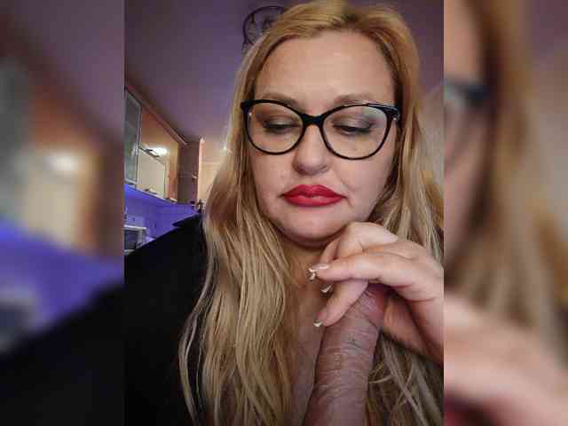 Pretty_NYUSHA webcam