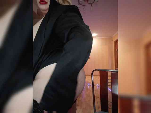 Pretty_NYUSHA webcam