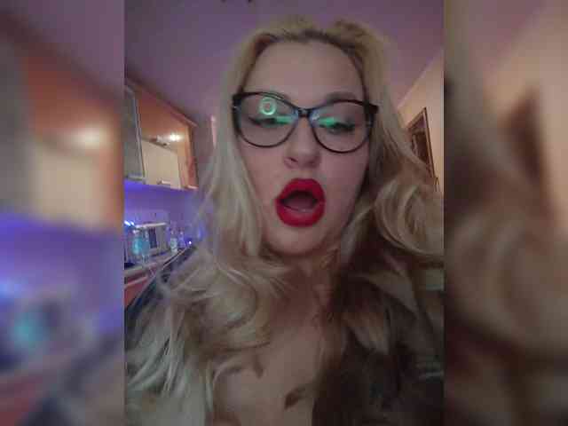 Pretty_NYUSHA webcam