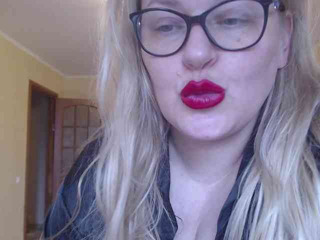 Pretty_NYUSHA webcam