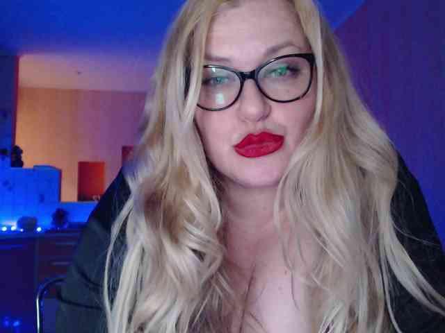 Pretty_NYUSHA webcam