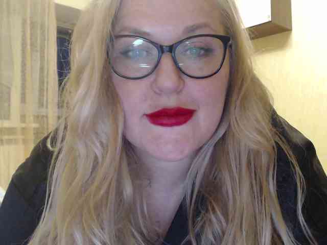 Pretty_NYUSHA webcam