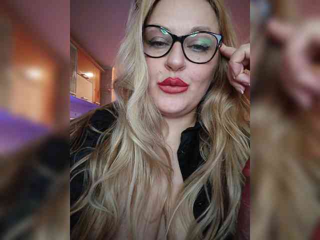 Pretty_NYUSHA webcam