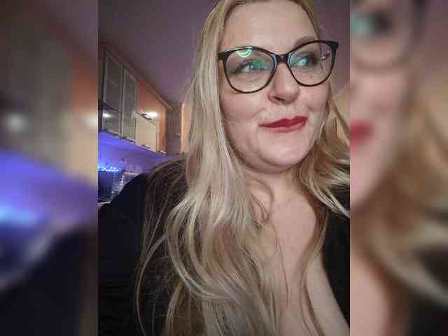 Pretty_NYUSHA webcam