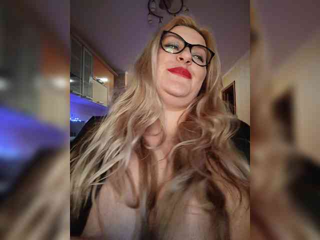 Pretty_NYUSHA webcam