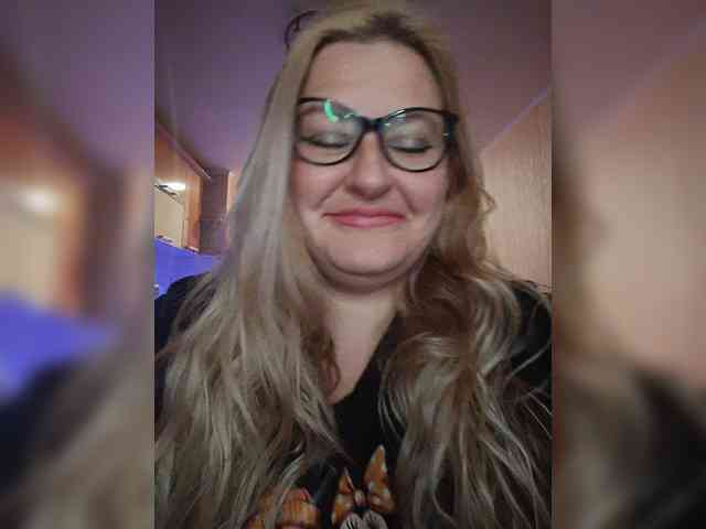Pretty_NYUSHA webcam