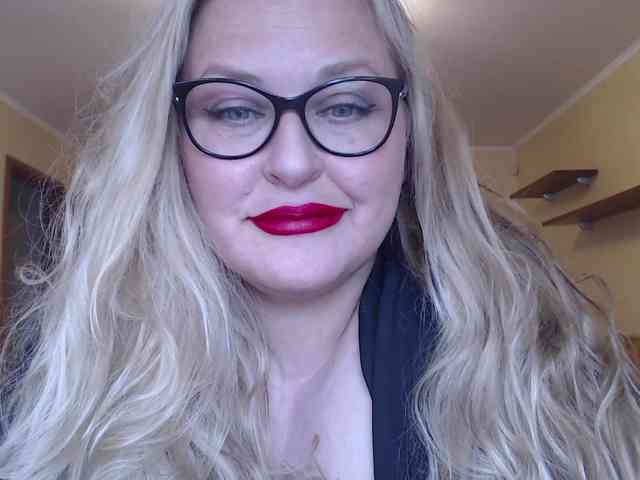 Pretty_NYUSHA webcam