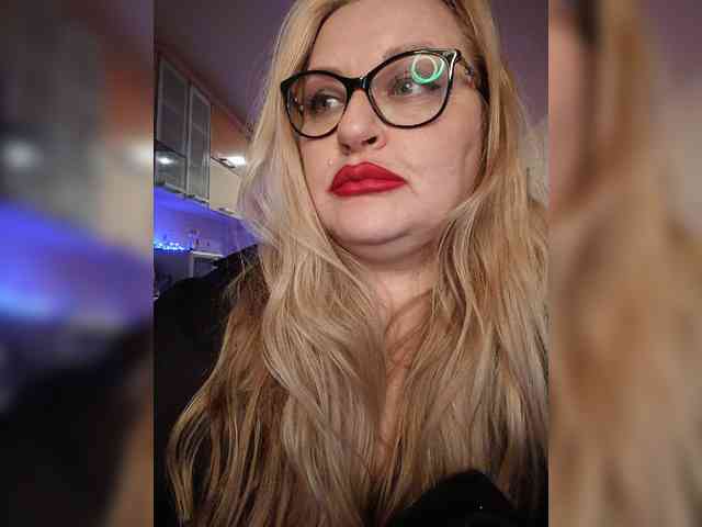 Pretty_NYUSHA webcam