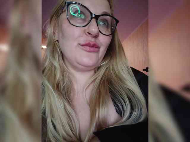 Pretty_NYUSHA webcam