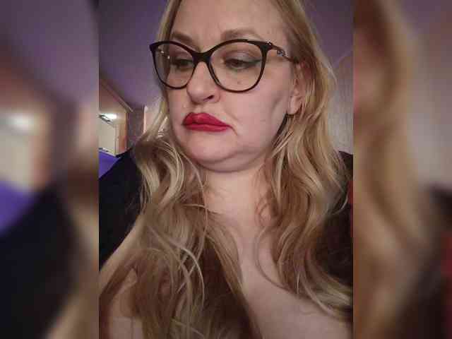 Pretty_NYUSHA webcam