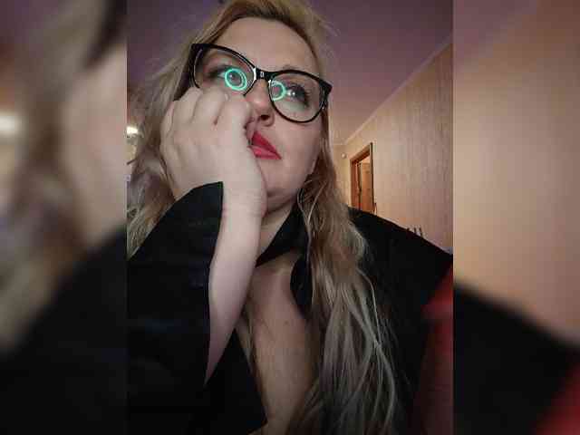 Pretty_NYUSHA webcam