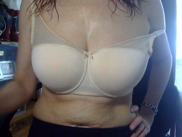 Daniella854 live webcam show
