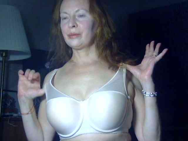 Daniella854 webcam