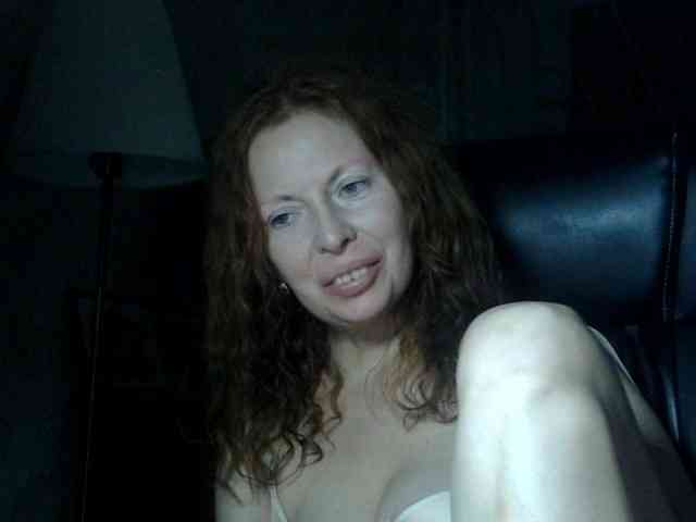 Daniella854 webcam