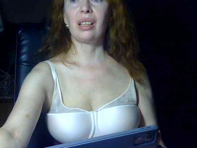 Daniella854 webcam