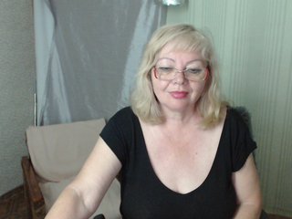 EvelynLoveShy