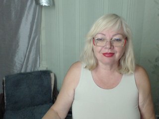 EvelynLoveShy