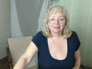 EvelynLoveShy