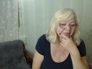 EvelynLoveShy