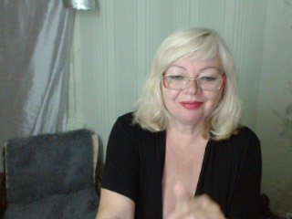 EvelynLoveShy Porn Show