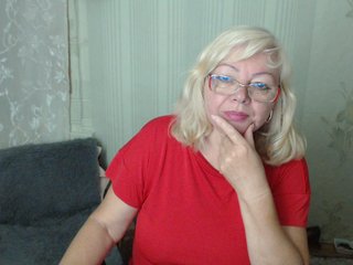 EvelynLoveShy