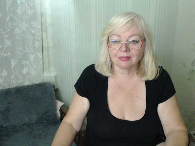 EvelynLoveShy
