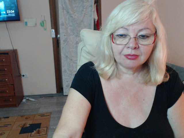 EvelynLoveShy webcam