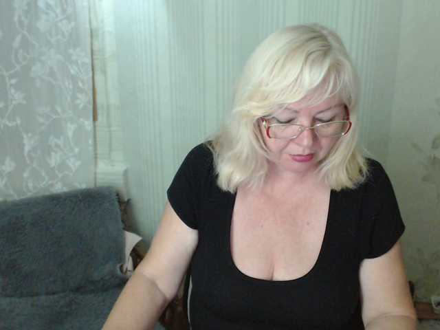EvelynLoveShy