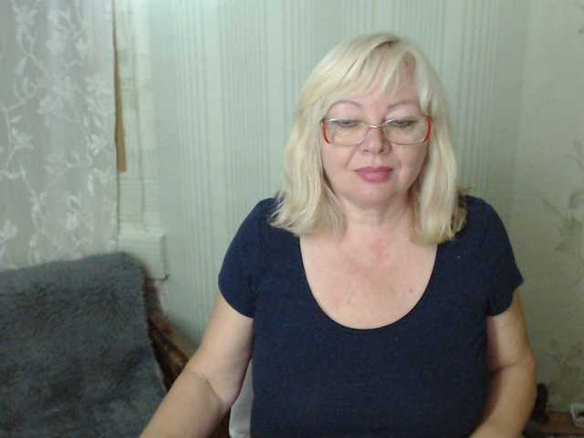 EvelynLoveShy