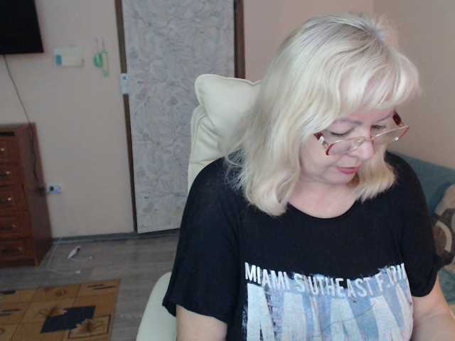 BarbaraBlondy, en vivo ahora en BongaCams