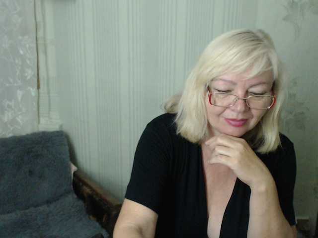 EvelynLoveShy