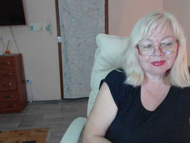 EvelynLoveShy