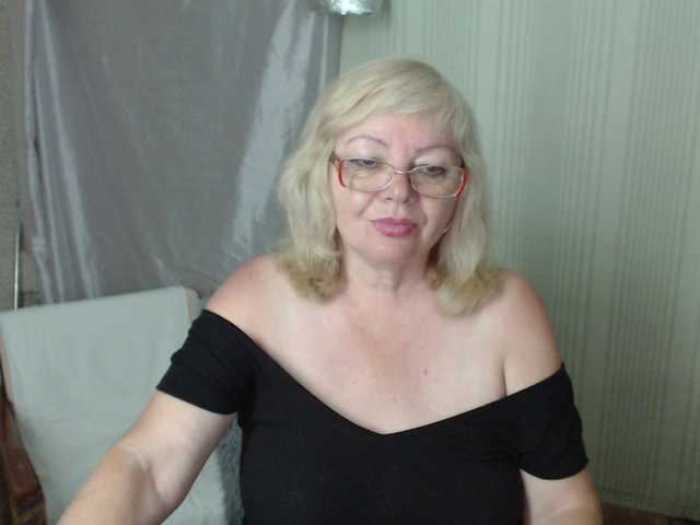 EvelynLoveShy live cam