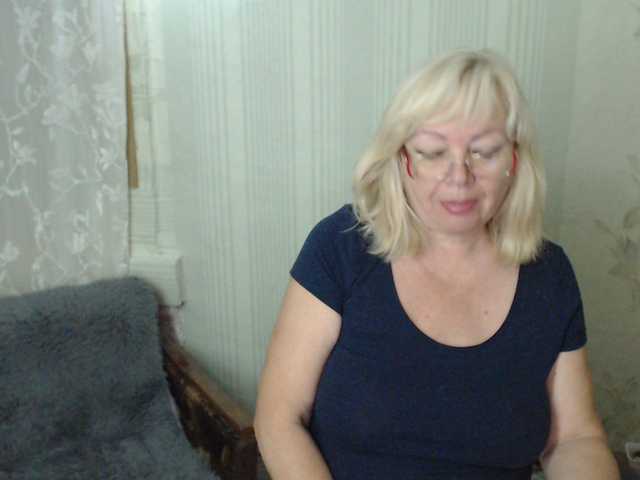 EvelynLoveShy