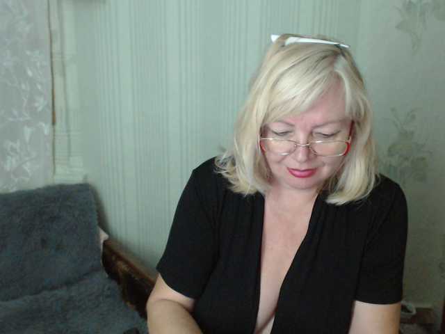 EvelynLoveShy