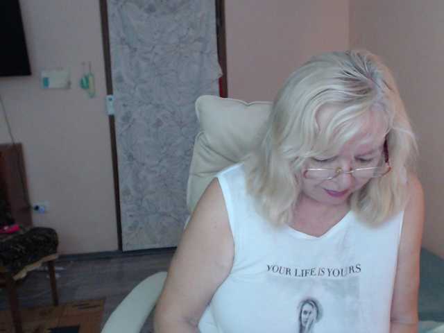 BarbaraBlondy live cam on BongaCams
