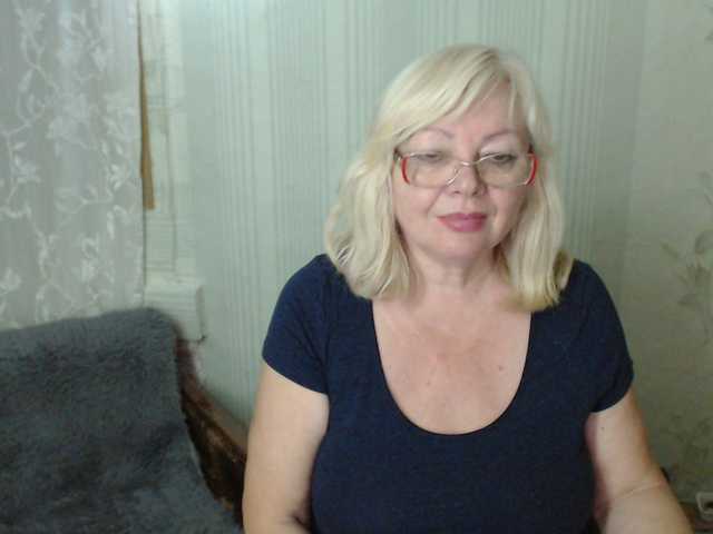 EvelynLoveShy