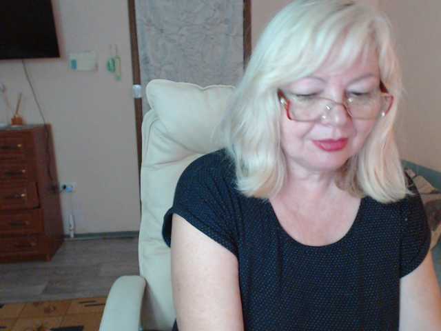 EvelynLoveShy