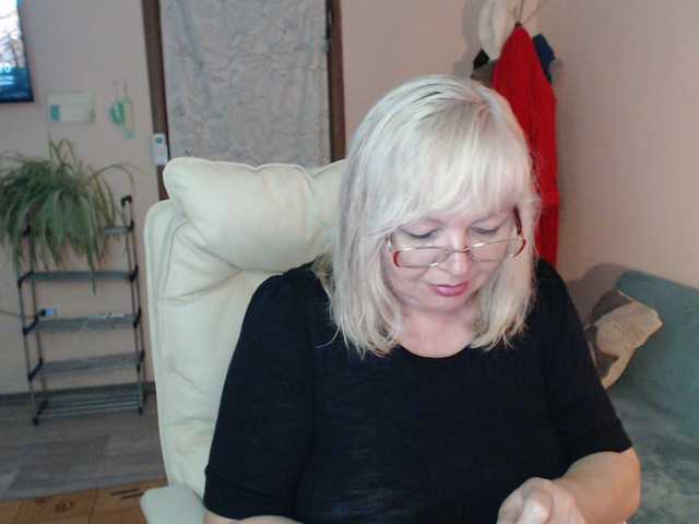 EvelynLoveShy live cam