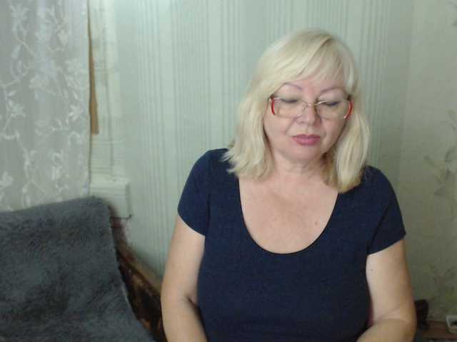 EvelynLoveShy
